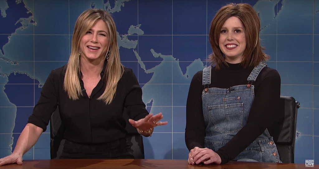 Jennifer Aniston, Vanessa Bayer, SNL Jennifer Aniston, Vanessa Bayer, SNL